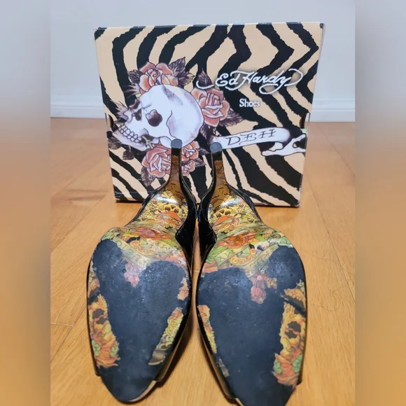 Ed Hardy "Stacey" Black High Heel Peep Toe Shoes - Picture 6 of 12